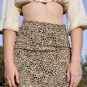brandy melville phoebe cheetah skirt